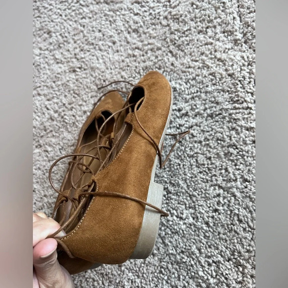 Mossimo Supply Brown flat lace up shoes size US 6.5 NWOB - Picture 5 of 7